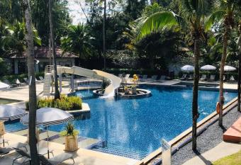 Palm Galleria Resort-SHA Extra Plus has Balcony rooms