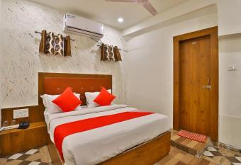 OYO Hotel Surya allows 18 year olds to book a room