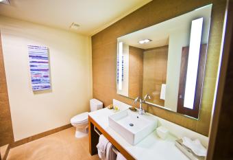 BW Premier Collection, Mt Hood Oregon Resort has Balcony rooms