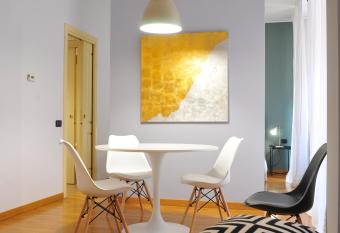 Residenza Fiori Oscuri allows 18 year olds to book a room