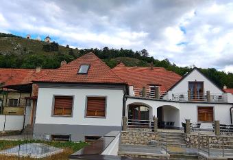 Pension   t  p  n has Balcony rooms