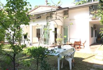 Appartamenti Villa Renata allows 18 year olds to book a room