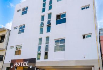 Hotel Casa Real allows 18 year olds to book a room