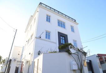 Tabinoteitaku Kamakura Yuigahama -Homann Concept- has Balcony rooms