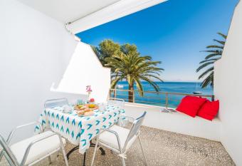 Sun Of Alcanada has Balcony rooms