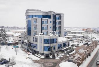 Hotel   eneva Lux has Balcony rooms