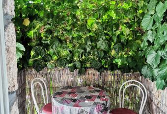 Apartments in Vis town center has Balcony rooms