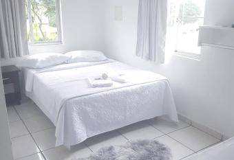 Hotel Salto do Norte allows 18 year olds to book a room