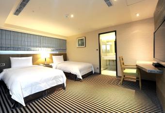 International Citizen Hotel allows 18 year olds to book a room