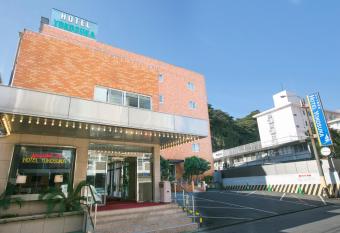 Hotel Yokosuka allows 18 year olds to book a room