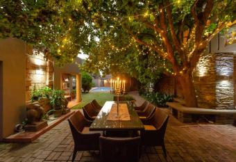 Green Valley Lodge has Balcony rooms