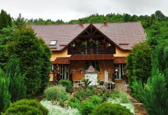 Casa Lucia has Balcony rooms
