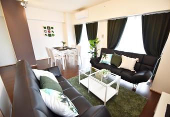 Rave K 401 allows 18 year olds to book a room