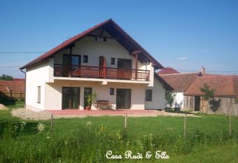 Casa Rudi & Ella allows 18 year olds to book a room