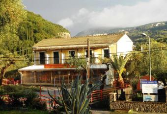 Anemona Studios has Balcony rooms