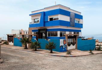 Afica surf house has Balcony rooms