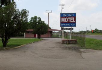 Encino Motel has Smoking rooms