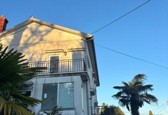 Rooms & Apartments Semi   has Balcony rooms