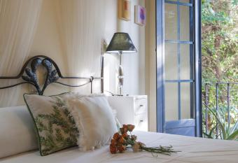 Sefarad_Parking Propio has Balcony rooms