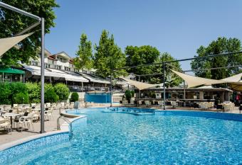 Romantique Veles Hotel has Balcony rooms