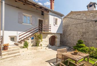 Adorma Hum has Balcony rooms
