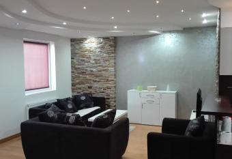 Apartment Day Holiday has Balcony rooms