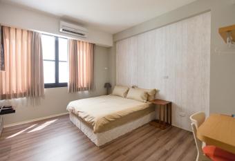 Wow Haha Foodie House has Balcony rooms