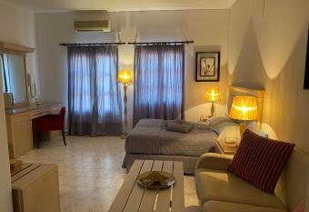Arginonta Beach Apartments has Balcony rooms