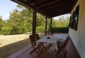 41 Via Castello Farneto has Balcony rooms