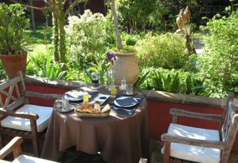 Casa Montes has Balcony rooms