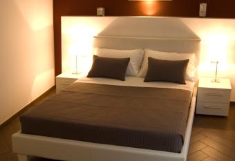 Palazzo della Poesia Casa Vacanze has Balcony rooms