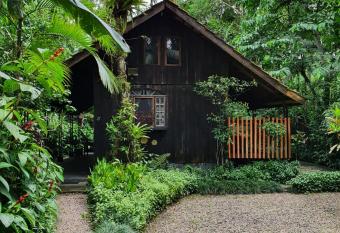 Pousada do Oasis allows 18 year olds to book a room