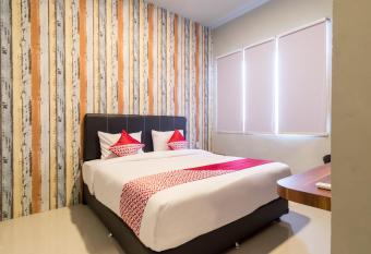 Super OYO 360 Mangaan Residence allows 18 year olds to book a room