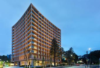 Mitsui Garden Hotel Jingugaien Tokyo Premier has Balcony rooms