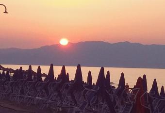 Villa Giorgos allows 18 year olds to book a room