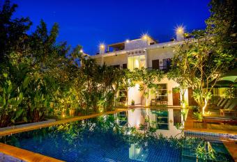Cozy Boutique Villa Siem Reap allows 18 year olds to book a room