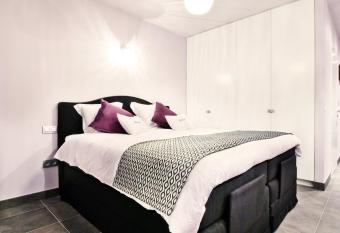 B&B Villa Curtricias has Balcony rooms