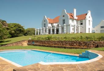 Botha House has Balcony rooms