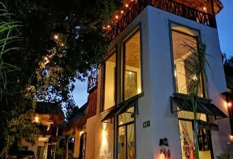 Hotel Diosa del Agua Bacalar allows 18 year olds to book a room