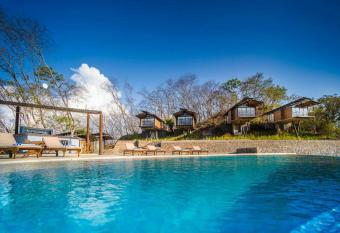 Pacific Kalokairi - Adults Only allows 18 year olds to book a room