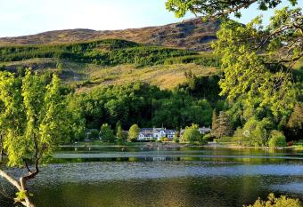 Achray House Restaurant with Rooms allows 18 year olds to book a room