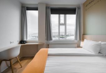 Reykjavik Lights Hotel by Keahotels allows 18 year olds to book a room