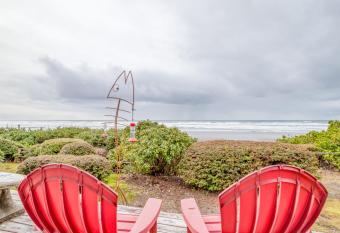 Piot House has Balcony rooms