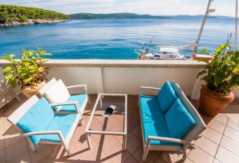 Hotel Agava has Balcony rooms