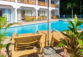 Alona Vida Beach Hill Resort has Balcony rooms
