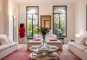 Collalto24 allows 18 year olds to book a room