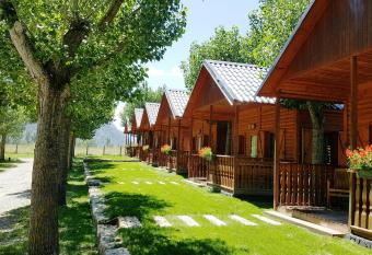 Aiguestortes Camping Resort allows 18 year olds to book a room