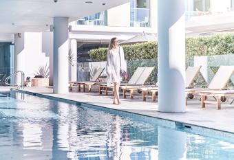 Adina Apartment Hotel Bondi Beach Sydney has Balcony rooms