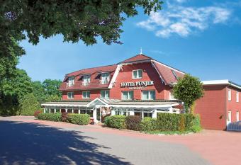 HOTEL P  NJER allows 18 year olds to book a room