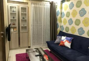 Diantie s Room allows 18 year olds to book a room